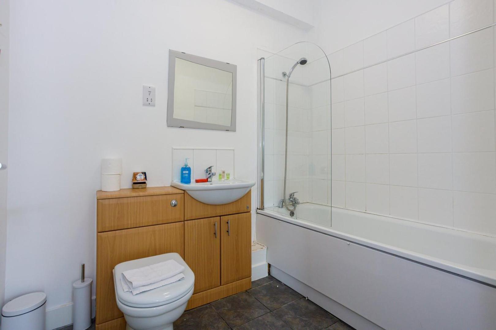 Guestready - Homely Apartment Near City Centre Liverpool Bagian luar foto
